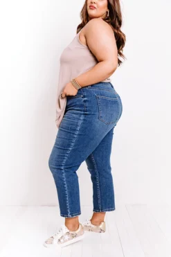 The Lettie High Waist Relaxed Skinny Curves -Jacket and Coats Shop 2007135554000 2021011315185500 f1956140the lettie high waist relaxed skinny