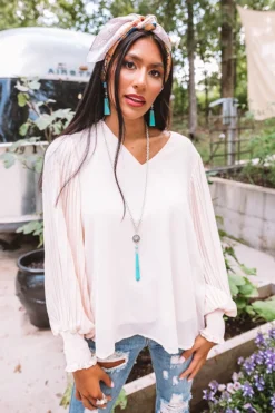 Sparks And Kisses Shift Top In Cream 9 Sparks And Kisses Shift Top In Cream -Jacket and Coats Shop 2008031361000 2020082111023800 8e1f7ce3sparks and kisses shift top in cream