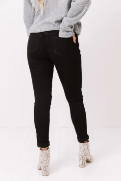 The Parker Midrise Skinny In Black 7 The Parker Midrise Skinny In Black -Jacket and Coats Shop 2010039560000 2020103009232000 11b36a75the parker midrise skinny in black