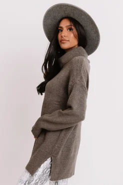 Aspen Road Trip Sweater In Charcoal -Jacket and Coats Shop 2010065262000 2020110213551100 9a68e9e9aspen road trip sweater in charcoal