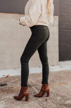 The Cress High Waist Skinny In Olive 6 The Cress High Waist Skinny In Olive -Jacket and Coats Shop 2010152810000 2020110215272700 10f1f0e7newproduct