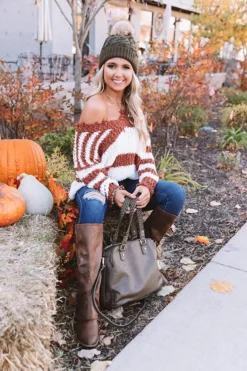 Latte Meet Up Stripe Sweater -Jacket and Coats Shop 2011033151000 2020111809534800 02339e97newproduct