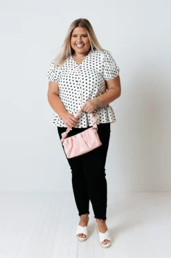 Tennessee Travels Polka Dot Top In White Curves -Jacket and Coats Shop 2104097107000 2021052509400300 978976d6tennessee travels polka dot top in white