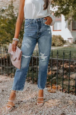 The Harris High Waist Distressed Relaxed Jean -Jacket and Coats Shop 2105137665000 2022080908202000 643cbccathe harris high waist distressed relaxed jean