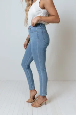 The Jozie High Waist Skinny In Light Wash 8 The Jozie High Waist Skinny In Light Wash -Jacket and Coats Shop 2106038979000 2021062610320200 2d6d69c6the jozie high waist skinny in light wash