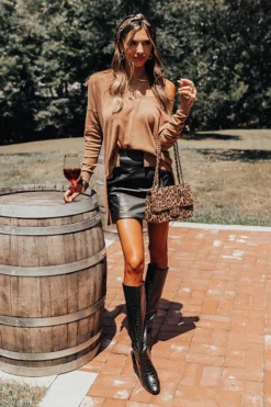 Napa Chill Shift Sweater In Dark Camel