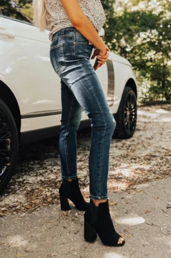 The Pensley Midrise Skinny 6 The Pensley Midrise Skinny -Jacket and Coats Shop 2108238849000 2021083112165500 721d41aathe pensley midrise skinny