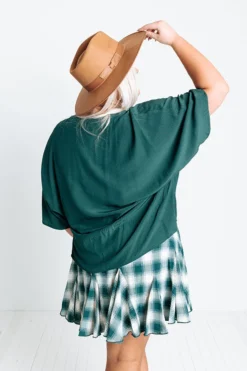 Stay And Chat Shift Top In Hunter Green Curves 5 Stay And Chat Shift Top In Hunter Green Curves -Jacket and Coats Shop 2108317466000 2021102815252300 e71d77adstay and chat shift top in hunter green curves