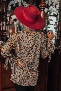 Expert Kindness Leopard Shift Top In Iced Latte 19 Expert Kindness Leopard Shift Top In Iced Latte -Jacket and Coats Shop 2110125018000 2021110213574000 79748c8fexpert kindness leopard shift top in iced latte