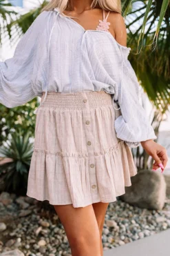 The Gizelle Skirt In Iced Latte -Jacket and Coats Shop 2201071765000 2022021013582700 cee223b0promessa express sample 8 send back