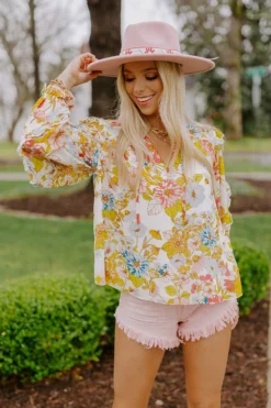 Sugary Sweet Floral Shift Top In Cream 11 Sugary Sweet Floral Shift Top In Cream -Jacket and Coats Shop 2203218771000 2022040511075800 158222dfsugary sweet floral shift top in cream