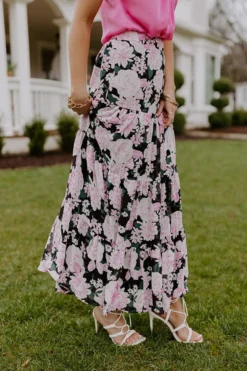 Sugary Sweet Floral Skirt 11 Sugary Sweet Floral Skirt -Jacket and Coats Shop 2203283646000 2022040508180700 4bf8762fsugary sweet floral skirt