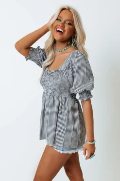 Sweet Summer Nights Gingham Top In Black -Jacket and Coats Shop 2203313158000 2022041215244400 667cd5d5sweet summer nights gingham top in black