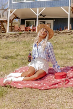 Buzz Of The Town Fringe Button Up -Jacket and Coats Shop 2204067685000 2022042114153600 b984b3bebuzz of the town fringe button up