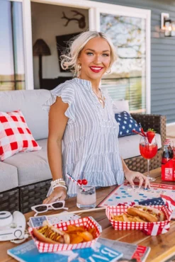 The Real Fling Shift Top In Blue -Jacket and Coats Shop 2204077868000 2023041812113900 8a3004b1the real fling shift top in blue