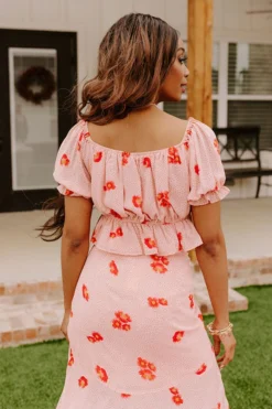 Stealing Hearts Floral Crop Top -Jacket and Coats Shop 2204226223000 2023030710200200 2804bbe2stealing hearts floral crop top