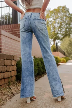 The Utah High Waist Straight Leg Jean -Jacket and Coats Shop 2204258376000 2022062812013000 13be2703the utah high waist straight leg jean