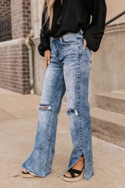 The Utah High Waist Straight Leg Jean -Jacket and Coats Shop 2204258376000 2023032214414600 b229aa9athe utah high waist straight leg jean