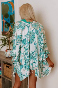 Spill It Paisley Overlay In Turquoise 10 Spill It Paisley Overlay In Turquoise -Jacket and Coats Shop 2205249973000 2022060911154600 3c56a3f2spill it paisley overlay in turquoise