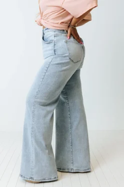 The Glade High Waist Flare Curves -Jacket and Coats Shop 2205272037000 2022060713060600 769d1b7fthe glade high waist flare curves