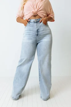 The Glade High Waist Flare Curves -Jacket and Coats Shop 2205272037000 2022060713060600 ce89feb8the glade high waist flare curves