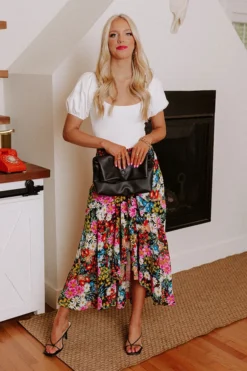 Only Sunshine Floral Skirt In Black -Jacket and Coats Shop 2206069552000 2022061415241100 3fc40c44only sunshine floral skirt in black