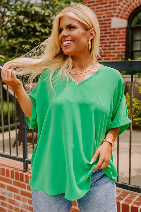 City Meetup Shift Top In Kelly Green Curves 1 City Meetup Shift Top In Kelly Green Curves