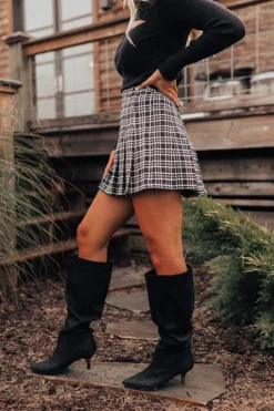 Lean Into Me Plaid Skirt In Black 12 Lean Into Me Plaid Skirt In Black -Jacket and Coats Shop 2208028502000 2022081815104700 e0e629c6lean into me plaid skirt in black