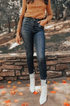 The Riddleigh Midrise Skinny -Jacket and Coats Shop 2208231638000 2022091507280200 fe842457the riddleigh midrise skinny