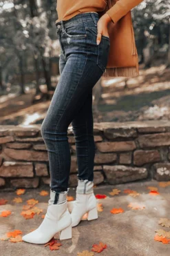 The Riddleigh Midrise Skinny -Jacket and Coats Shop 2208231638000 2022091507281000 360c2c92the riddleigh midrise skinny