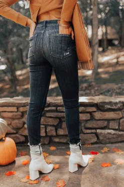 The Riddleigh Midrise Skinny -Jacket and Coats Shop 2208231638000 2022091507281700 07ac8b7fthe riddleigh midrise skinny