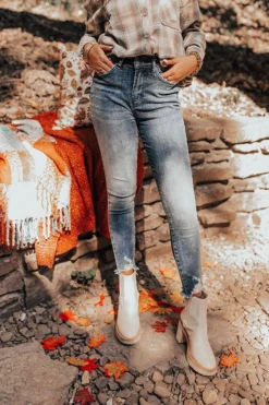 The Salvador High Waist Ankle Skinny -Jacket and Coats Shop 2208236561000 2022090809151000 d0a75ef5the salvador high waist ankle skinny