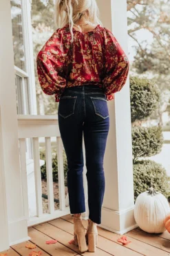 The Gallop Midrise Relaxed Jean 8 The Gallop Midrise Relaxed Jean -Jacket and Coats Shop 2208316505000 2022091610322300 1e7167acthe gallop midrise relaxed jean