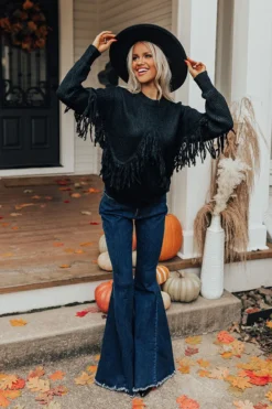 Over The Bridge Fringe Sweater -Jacket and Coats Shop 2209013105000 2022092614131600 49aa500dover the bridge fringe sweater