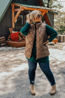 Lodge Getaway Tunic Sweater In Hunter Green Curves -Jacket and Coats Shop 2209029683000 2022100413112900 910f27f7lodge getaway tunic sweater in hunter green curves