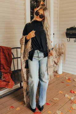 Cozy In Montauk Plaid Poncho -Jacket and Coats Shop 2209089829000 2022092109153400 0d0d9f6dcozy in montauk plaid poncho