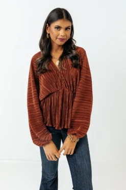 Cider So Sweet Pleated Top In Cinnamon 9 Cider So Sweet Pleated Top In Cinnamon -Jacket and Coats Shop 2209136647000 2022100409502800 6ddbdb5acider so sweet pleated top in cinnamon