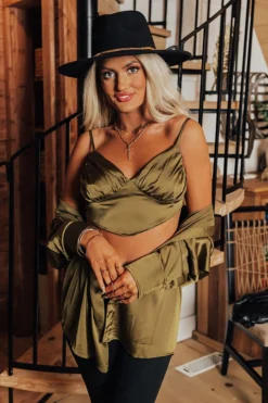 Incredible Love Crop Set 12 Incredible Love Crop Set -Jacket and Coats Shop 2209217236000 2022092913374300 1e6c0b8eincredible love crop set