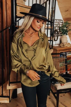 Incredible Love Crop Set 15 Incredible Love Crop Set -Jacket and Coats Shop 2209217236000 2022092913375900 3bb38811incredible love crop set