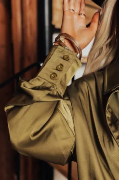 Incredible Love Crop Set 16 Incredible Love Crop Set -Jacket and Coats Shop 2209217236000 2022092913380200 17365a18incredible love crop set