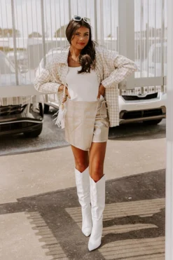 Picture This Faux Leather Skort 15 Picture This Faux Leather Skort -Jacket and Coats Shop 2209306189000 2022100711574700 84dcda44picture this faux leather skort