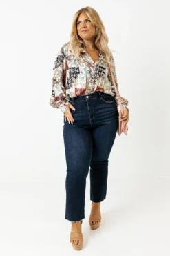 On A High Note Satin Top Curves -Jacket and Coats Shop 2209306866000 2022101108092100 0f778117on a high note satin top curves