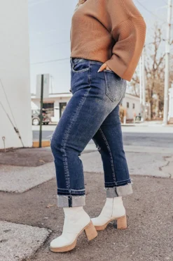 The Gemmalee Midrise Distressed Jean Curves -Jacket and Coats Shop 2210265698000 2022110710200900 fc749059the gemmalee midrise distressed jean curves