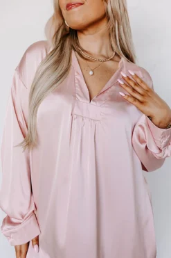 Reaching Out To You Shift Top In Pink Curves -Jacket and Coats Shop 2212294683000 2023011608370300 a2951d79glam express sample 64 curves