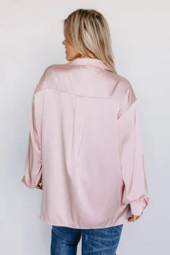 Reaching Out To You Shift Top In Pink Curves -Jacket and Coats Shop 2212294683000 2023011608370300 b845d2fdglam express sample 64 curves