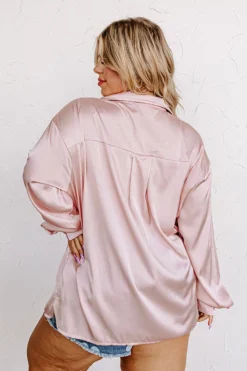 Reaching Out To You Shift Top In Pink Curves -Jacket and Coats Shop 2212294683000 2023051210134100 71501dc4reaching out to you shift top in pink curves