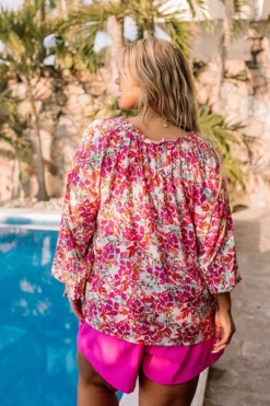 Malibu Pier Floral Shift Top In Pink Curves -Jacket and Coats Shop 2212301742000 2023021507581400 b25fbf7emalibu pier floral shift top curves