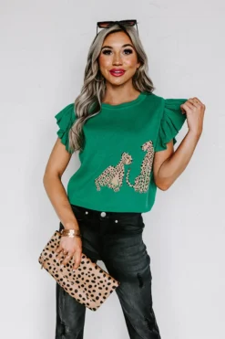 Status Update Top In Green -Jacket and Coats Shop 2301049856000 2023011621524100 e770e46eentro express sample 55