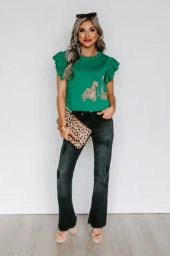 Status Update Top In Green -Jacket and Coats Shop 2301049856000 2023011621524100 f308a5faentro express sample 55