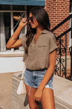 Jacket and Coats Shop -Jacket and Coats Shop 2303086610000 2023032114552700 b9f1d6fcturn the page top in taupe